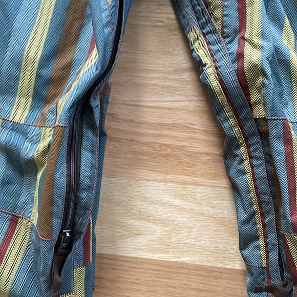 Burton Men’s Small cargo snow pants - Picture 5 of 5